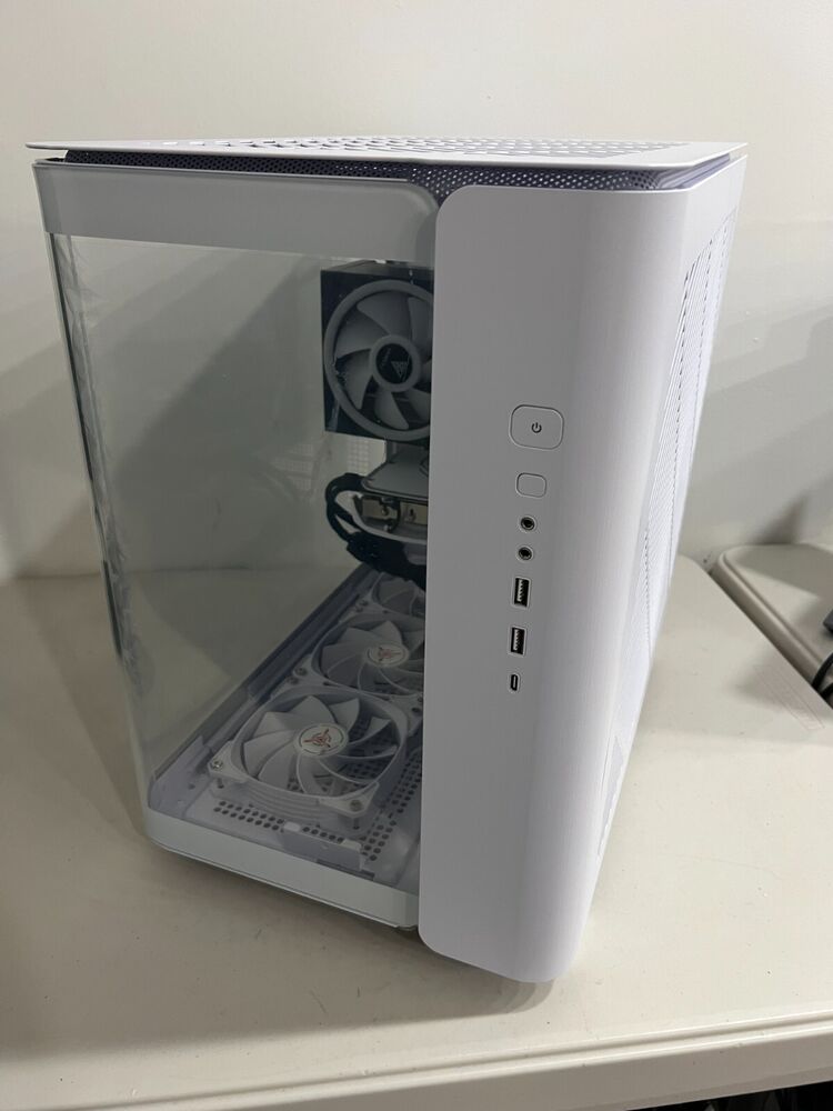 Skytech Gaming PC - AMD Ryzen 7 7700, 3.8GHz, 16GB DDR5 RAM, 1TB SSD, RTX4070 Super