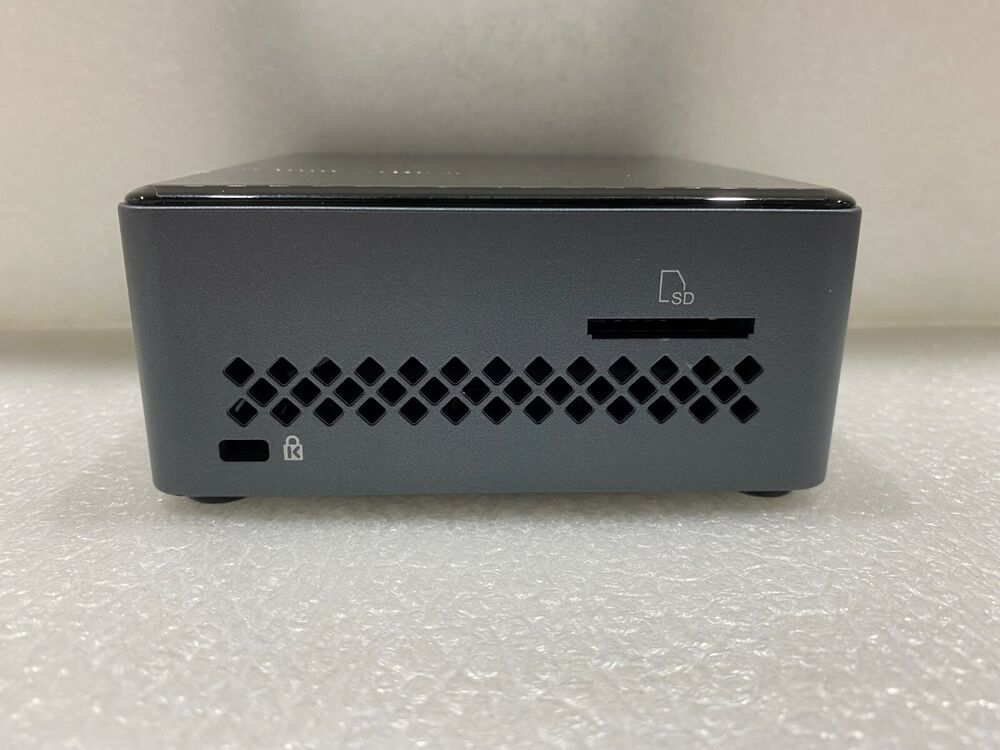 Intel NUC7PJYHN1 Mini PC Kit with J5005 Processor