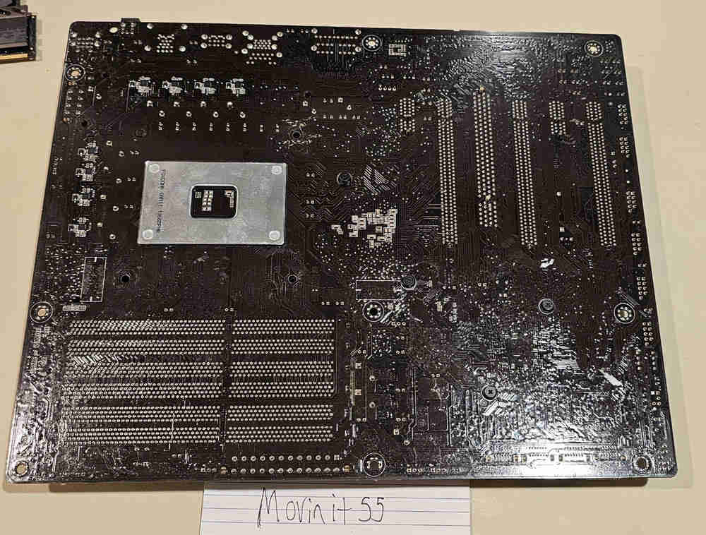ASUS SABERTOOTH X58 R2.0/GEN3 AM3 Motherboard Bundle with 3 Intel CPUs