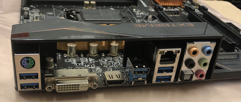 ASRock Z170M Extreme4 DDR4 Intel Motherboard - High-Performance Gaming Rig