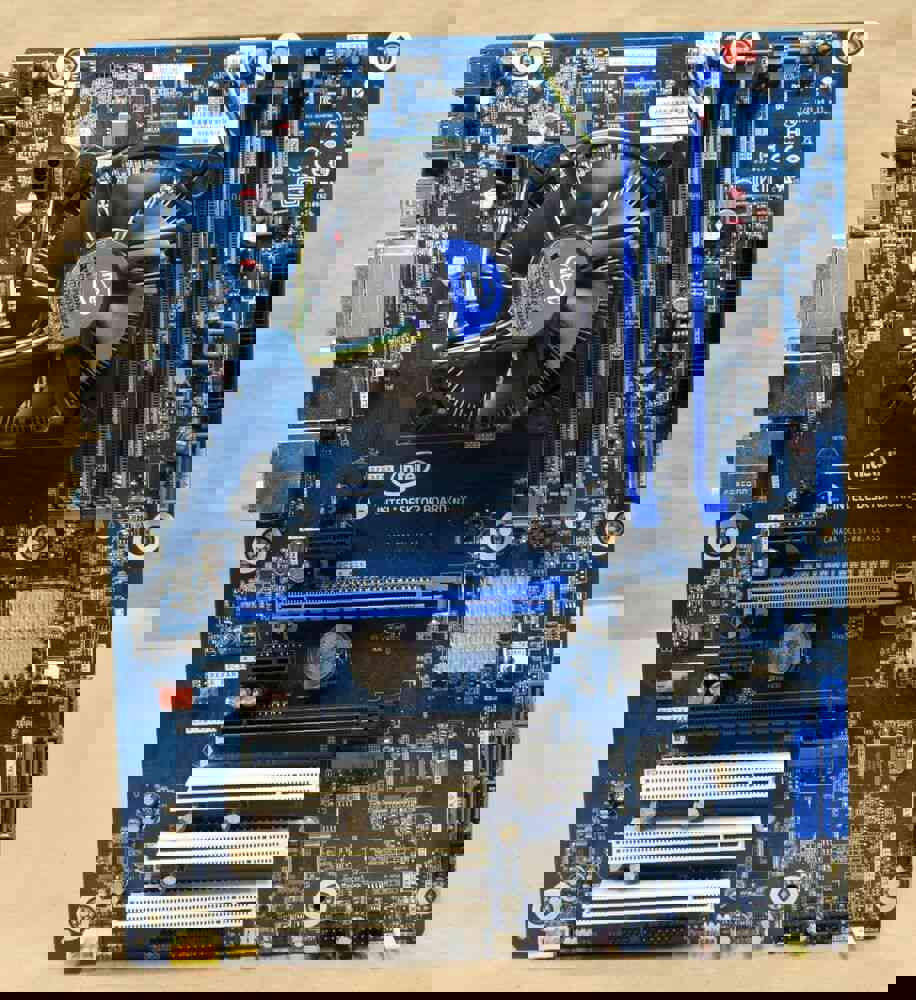Intel DH87MC Motherboard with i5-4430 CPU and 8GB RAM
