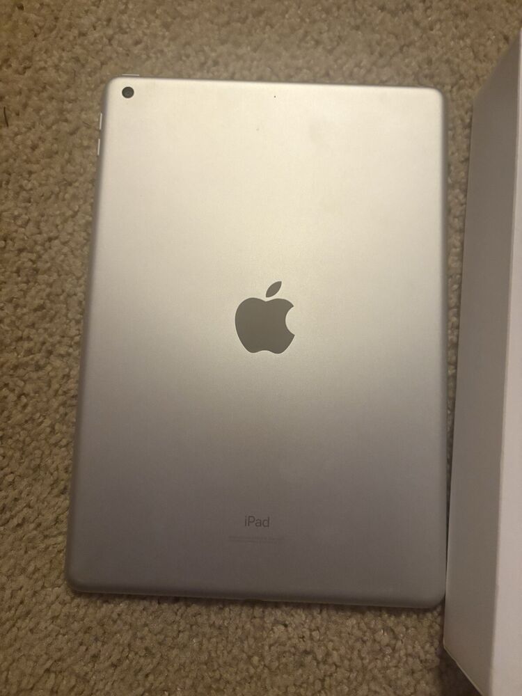Apple iPad 9th Gen 64GB WiFi Silver - Very Good Condition