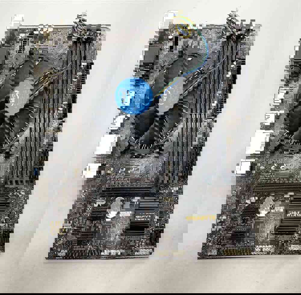 GIGABYTE GA-B250M-DS3H Motherboard with Intel i5-7600K CPU