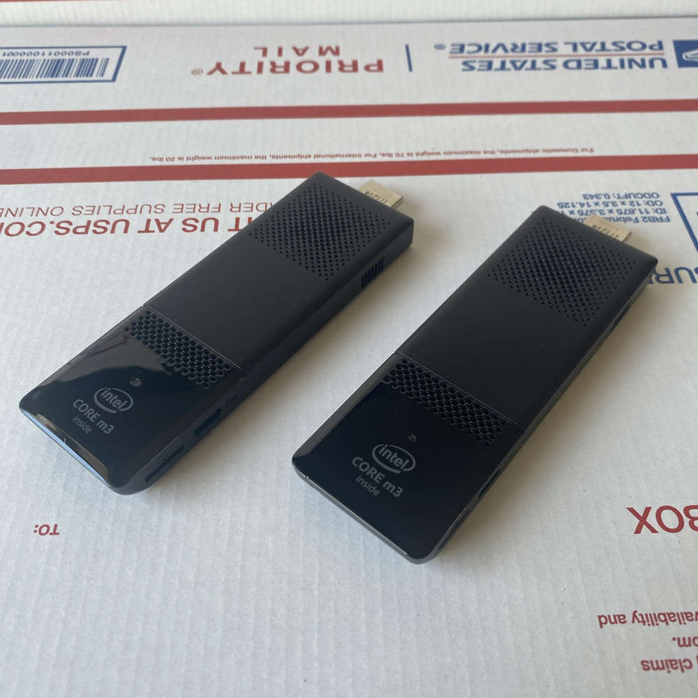 Intel Compute Stick - Cloud Gaming PC with 4GB RAM and 64GB SSD