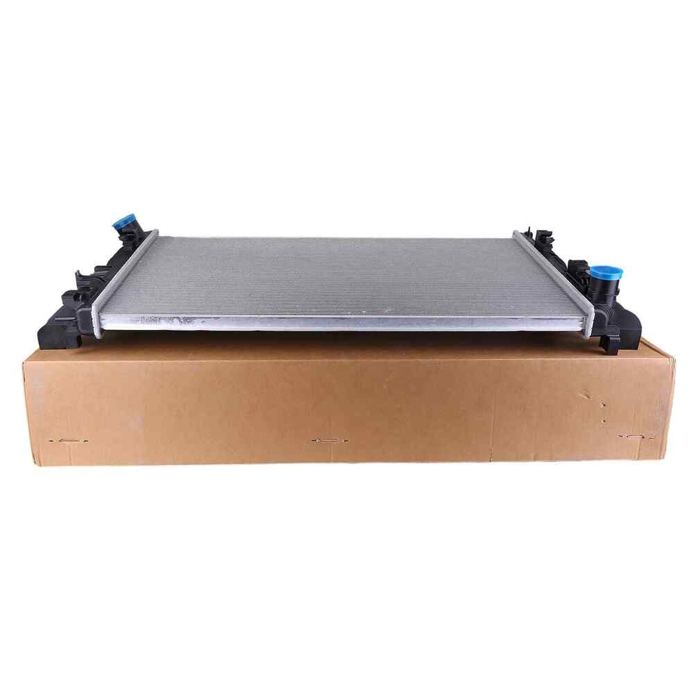 Direct Fit Radiator for 2019-2024 Ram 2500/3500/4500/5500 V8 6.4L