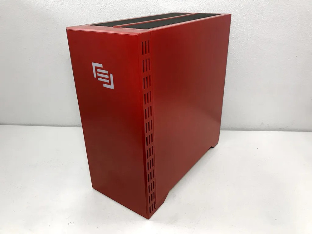 Maingear Vybe RGB Tempered Glass ATX Gaming Case
