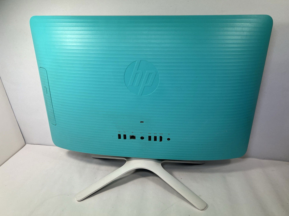 HP 20 All-In-One Computer - Model 20 C023W, Windows 10, White/Teal