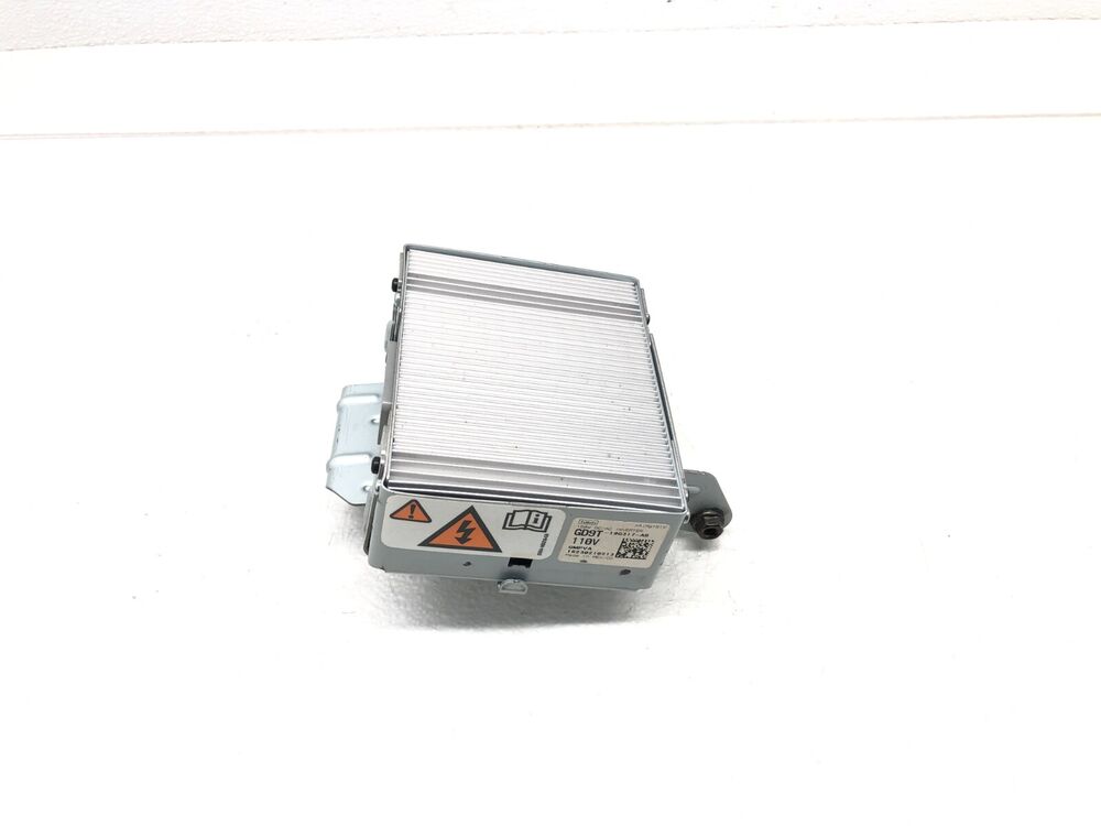 2017-2020 Lincoln Continental Power Inverter Converter Control Module OEM