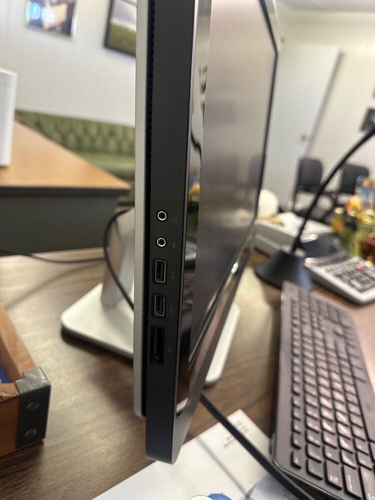 Dell Inspiron ONE2330 27" All-in-One Desktop PC with Wireless Keyboard & Mouse