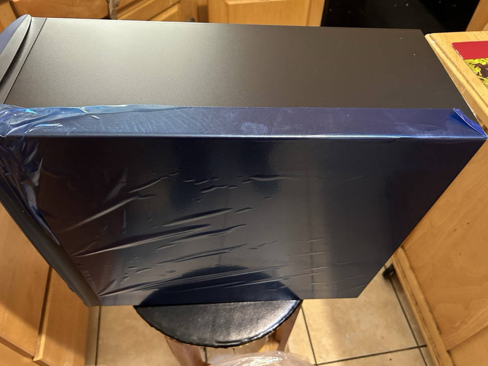 Sleek and Discreet Sleeper Computer Case