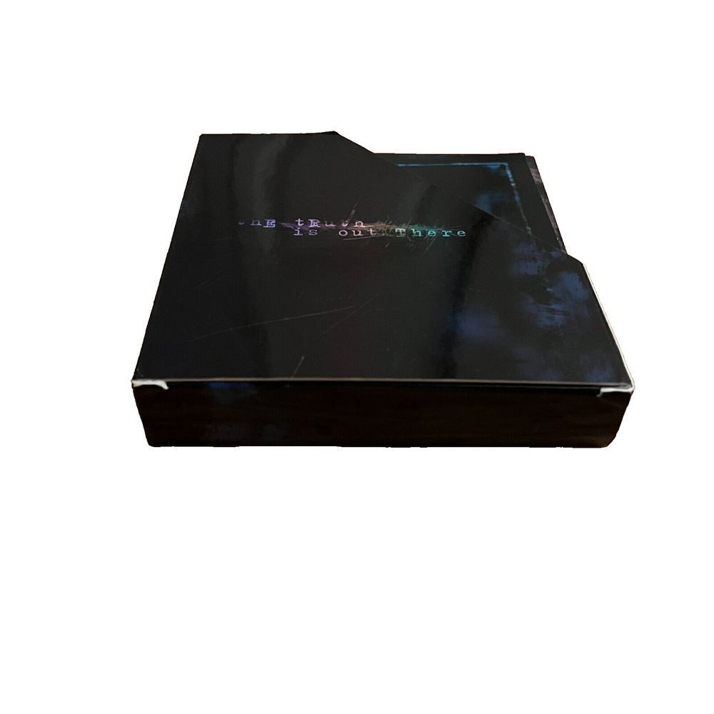 The X Files 7 Disc Complete Box Set - PC Game 1998 with Manual