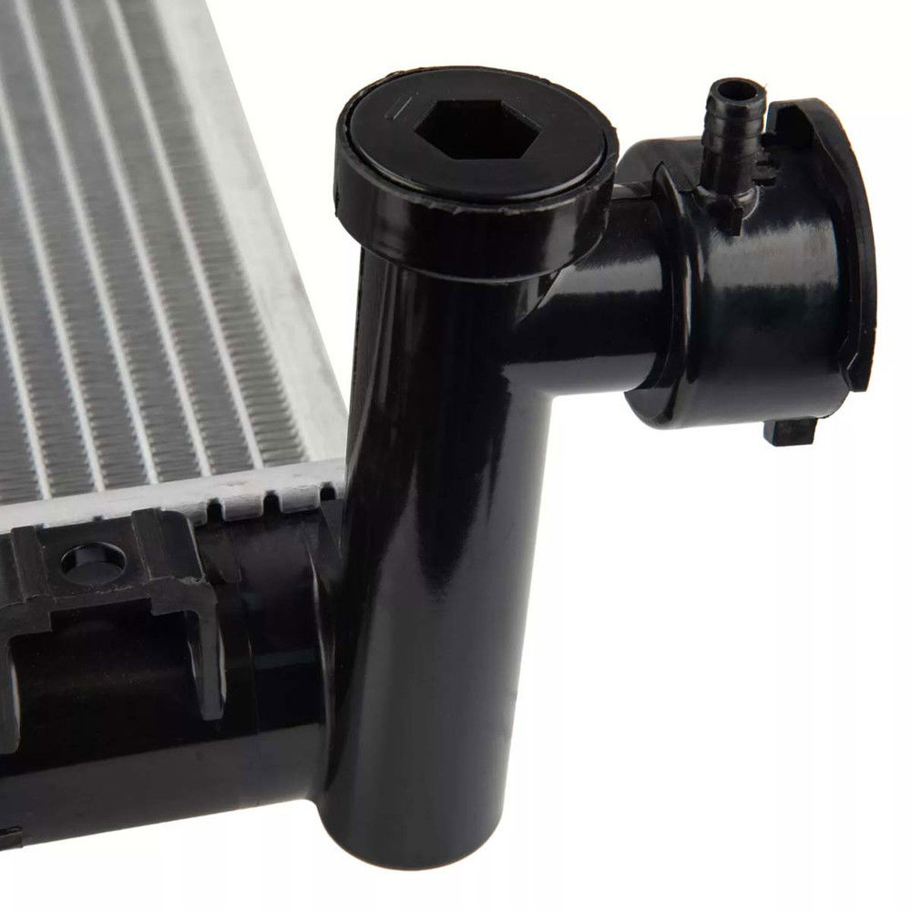 Upgraded Radiator for 2005-2010 Jeep Grand Cherokee & 2006-2010 Commander V6 Engines