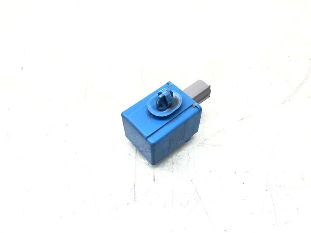 2013-2015 Lexus Wireless Door Lock Buzzer Alarm Relay Control Module OEM