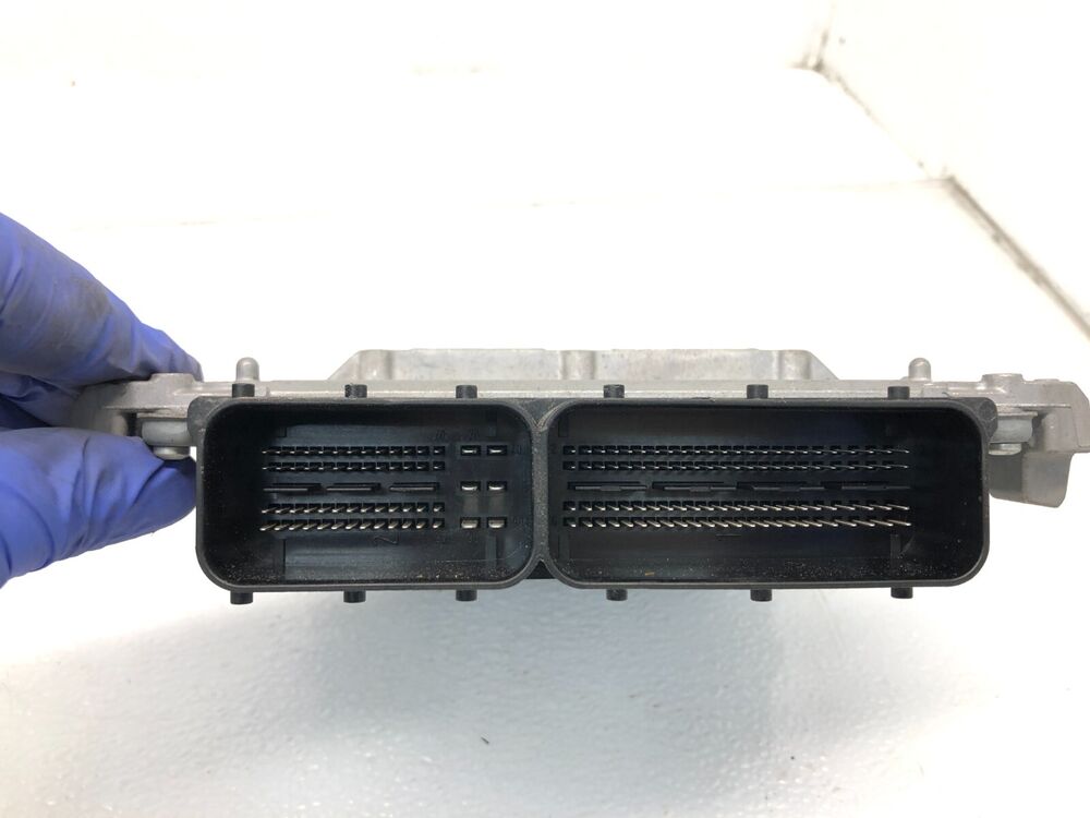 2019-2022 Mercedes A220 V177 ECU ECM Engine Control Module with Key - OEM