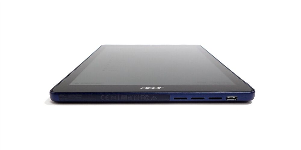 Acer ChromeBook Tab 10 D651N - 9.7" Tablet with 4GB RAM and 32GB Storage