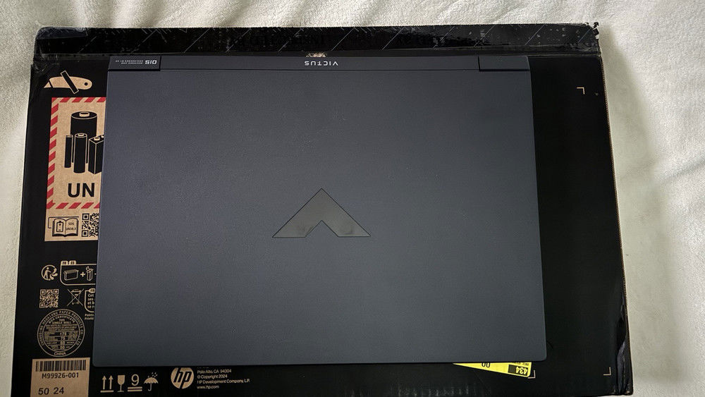 HP Victus 15.6 Gaming Laptop with AMD Ryzen 5-7535HS, Radeon RX 6550M