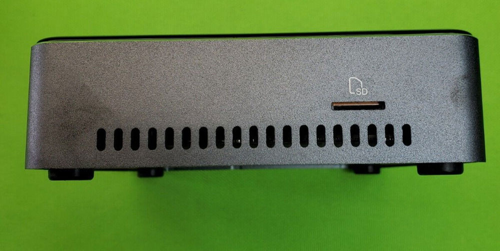 Intel NUC7i3BNK Mini PC with i3-7100U, 16GB RAM, 256GB SSD