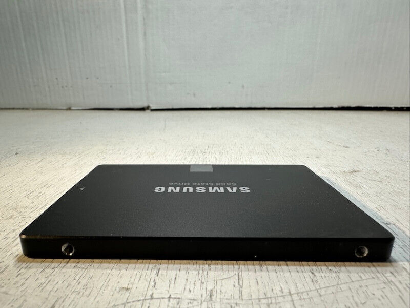 Samsung 850 EVO 250GB 2.5" SATA SSD - MZ-75E250