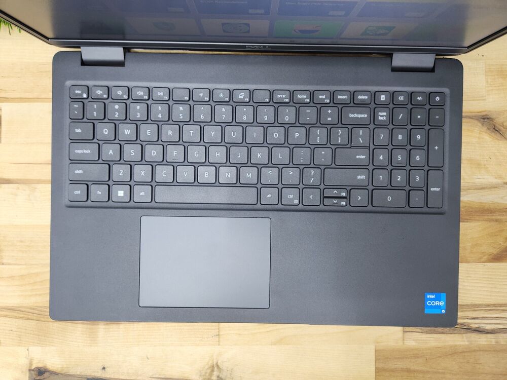 Dell Latitude 3520 15.6" Laptop with i5-1135G7, 16GB RAM, 256GB SSD