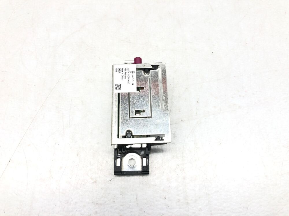 2019-2023 Lincoln Nautilus Radio Antenna Receiver Control Module OEM