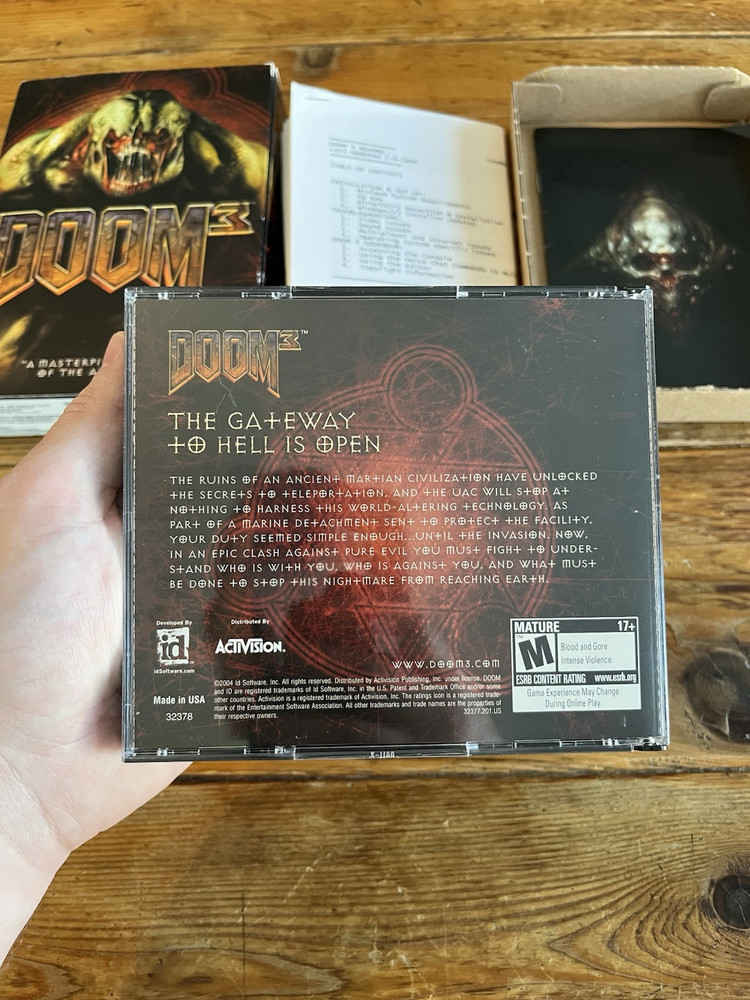 Doom 3 - Big Box PC Game Complete Three Disc Set - 2004 Edition