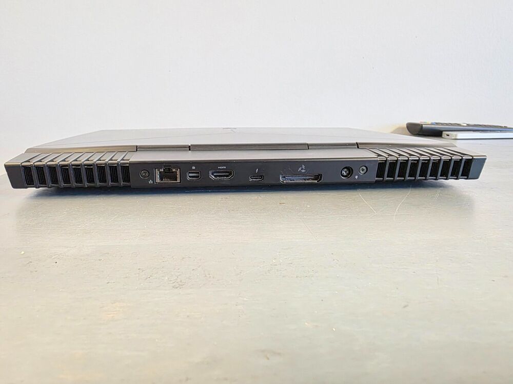 Powerhouse Gaming Beast - Alienware 13 R3 Laptop with GTX 1060