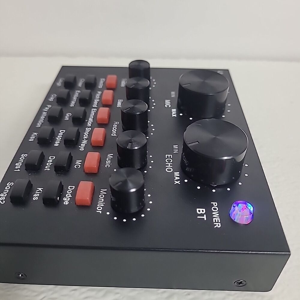 V8 USB Audio Mixing Sound Card for Enhanced Singing and Live Performances