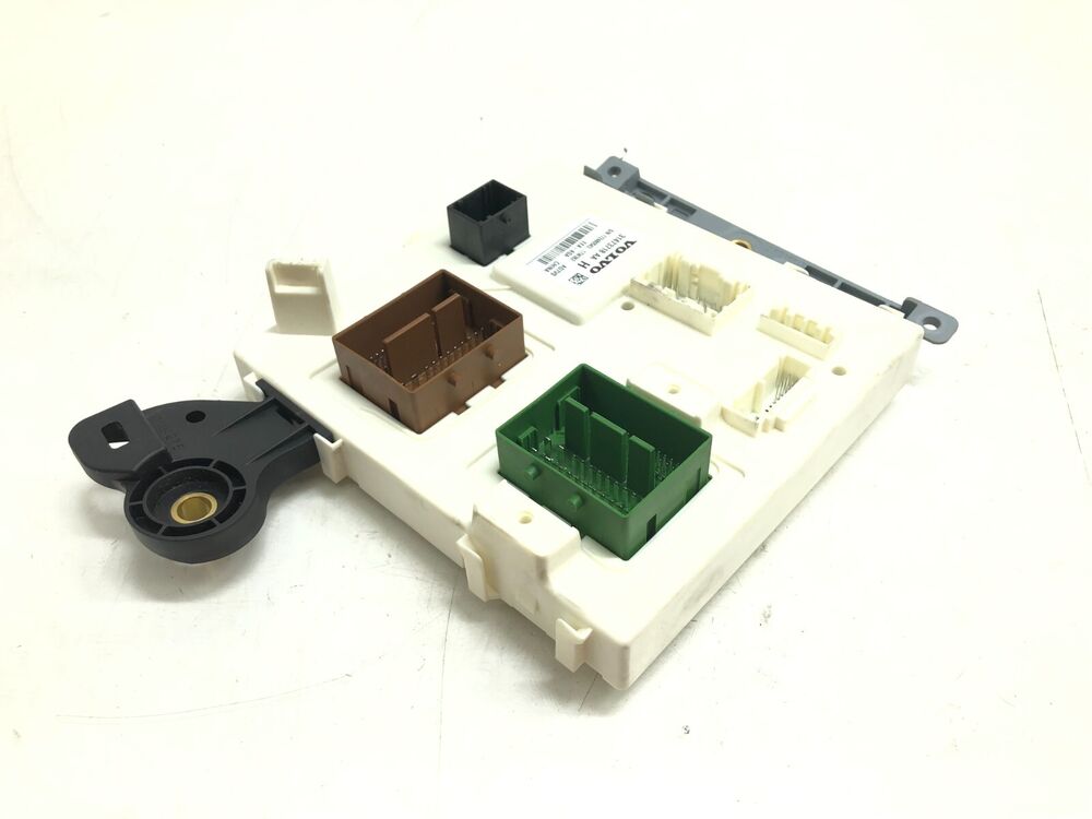 2018-2020 Volvo S90 Body Control Module - Genuine OEM Part