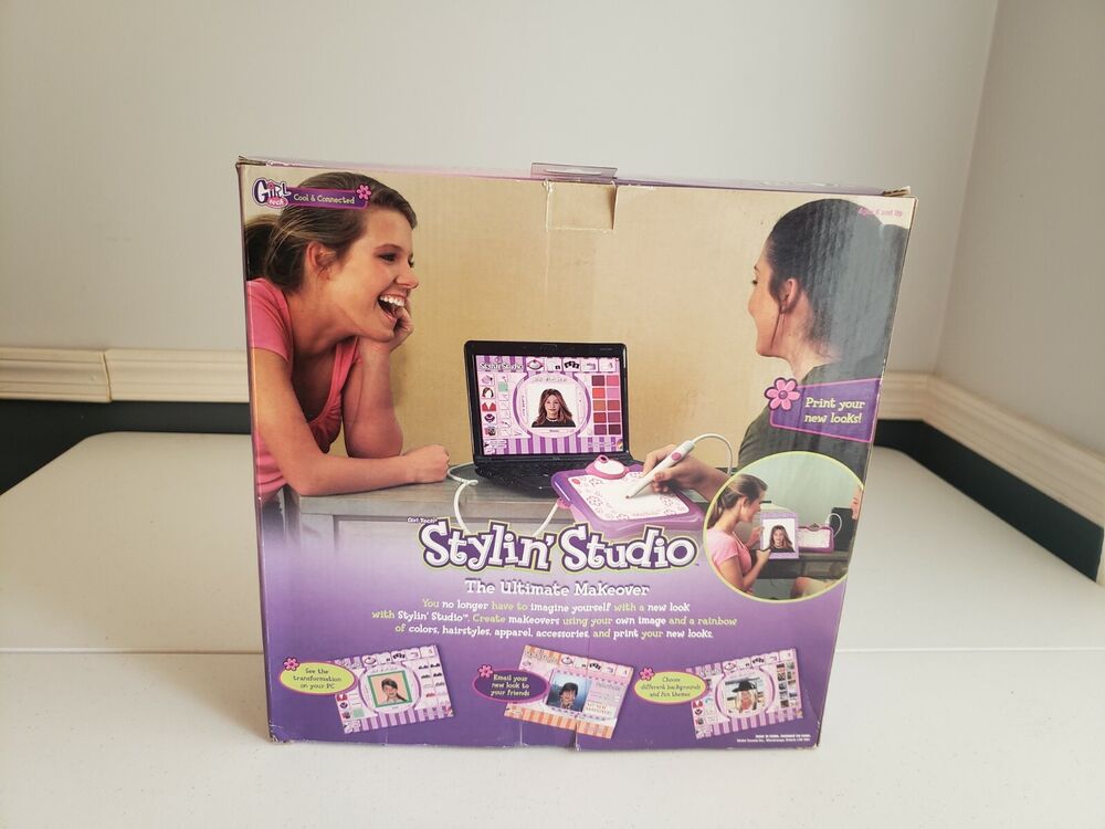 Mattel Girl Tech Stylin Studio - Digital Computer Makeover Kit