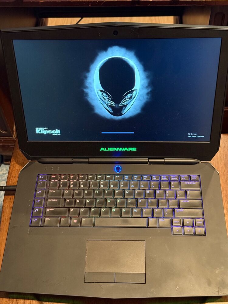 Alienware 15 R2 Gaming Laptop - High-Performance Gaming Machine