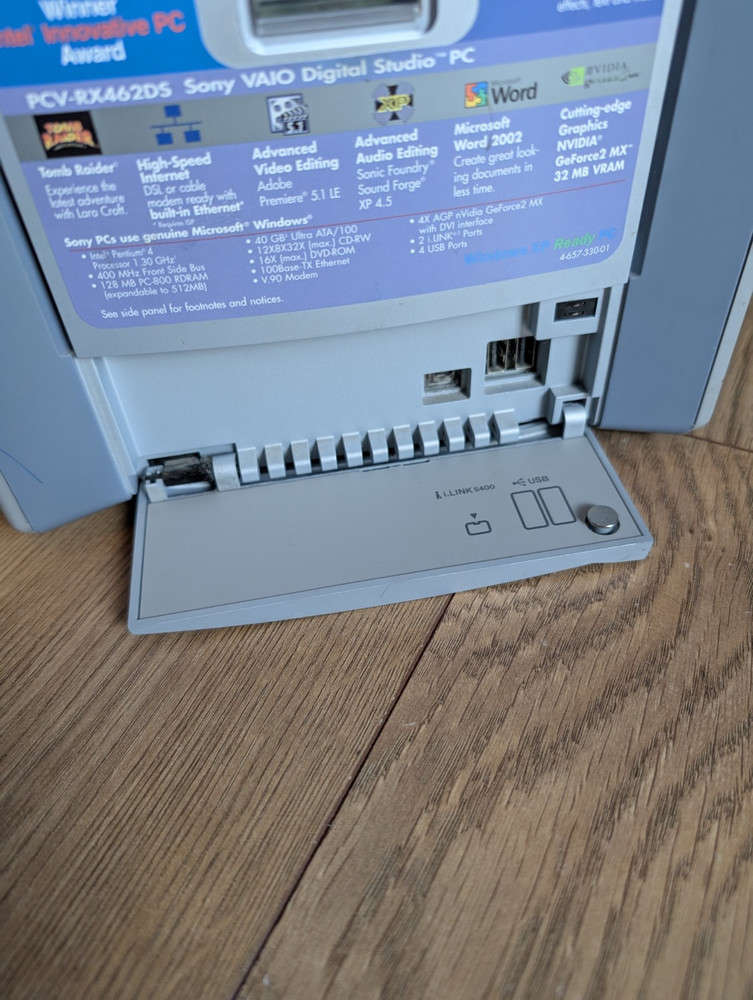 Sony VAIO PCV-RX462DS with Windows XP Home Edition and Intel Pentium 4 Processor