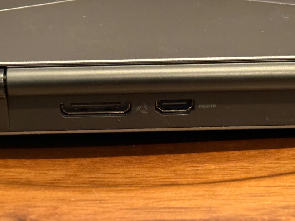 Alienware 15 R2 Gaming Laptop - High-Performance Gaming Machine