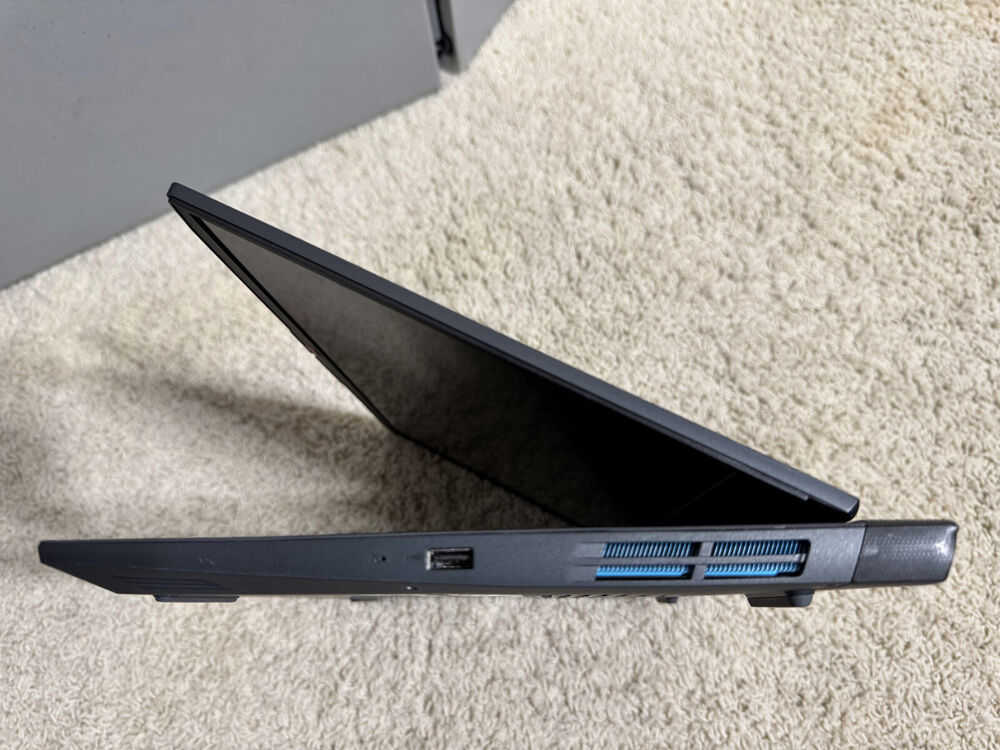 Lenovo IdeaPad Gaming 3 15IAH7 Laptop - i5-12450H, RTX 3050, 8GB RAM, 512GB SSD
