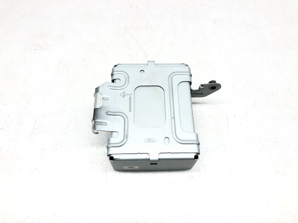 2017-2020 Lincoln Continental Power Inverter Converter Control Module OEM