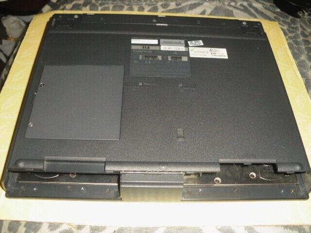 Intel Pentium Motherboard, CPU, Memory Kit, and Palm Rest for Gateway Solo 9150 Laptop