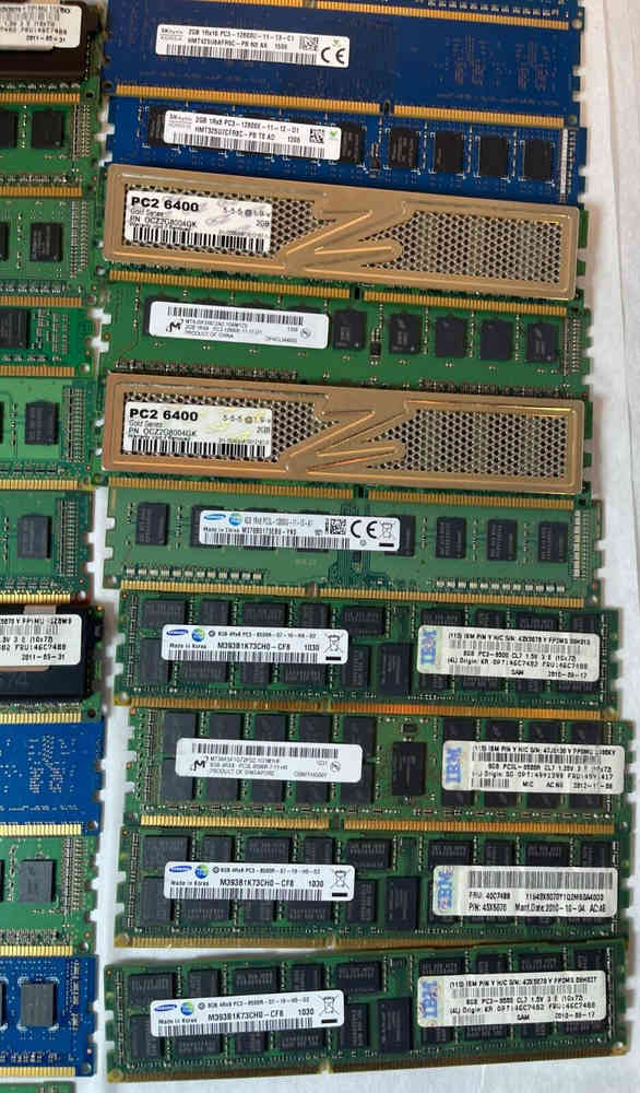 46-Piece Assorted DDR2/DDR3/DD4 RAM Memory Kit