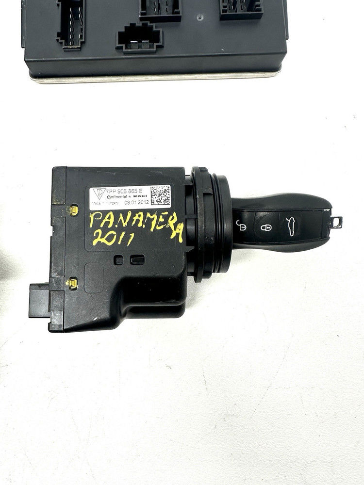 2010-2016 Porsche Panamera 4 ECU ECM Engine Control Module with Ignition Key