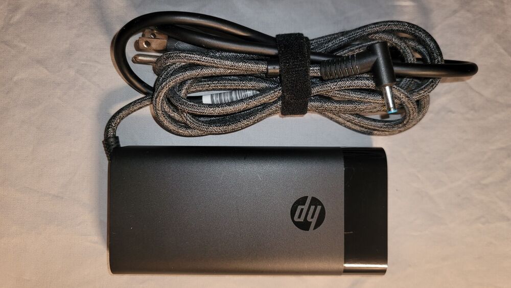 HP OMEN 15-en0013dx Gaming Laptop