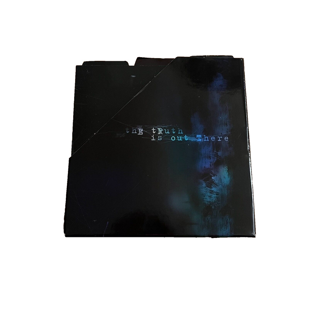 The X Files 7 Disc Complete Box Set - PC Game 1998 with Manual