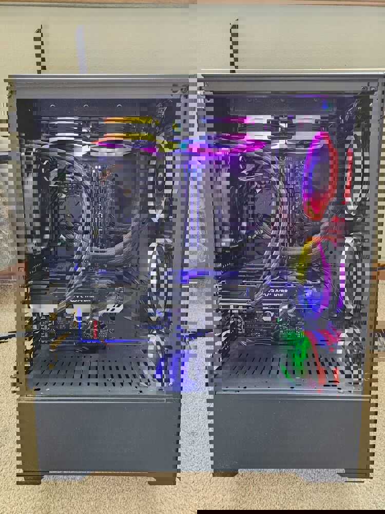 High-Performance Gaming PC with Intel i7 9700K, 32GB RAM, 1TB SSD, GTX 1080