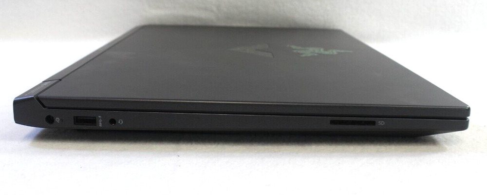 HP Victus B&O Gaming Laptop 15-fa0031dx with 12th Gen Intel i5