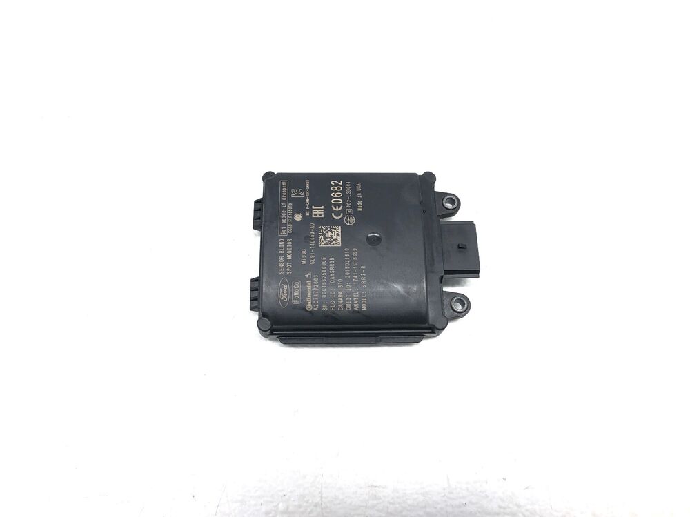2017-2020 Lincoln Continental Blind Spot Radar Monitor Sensor Module OEM