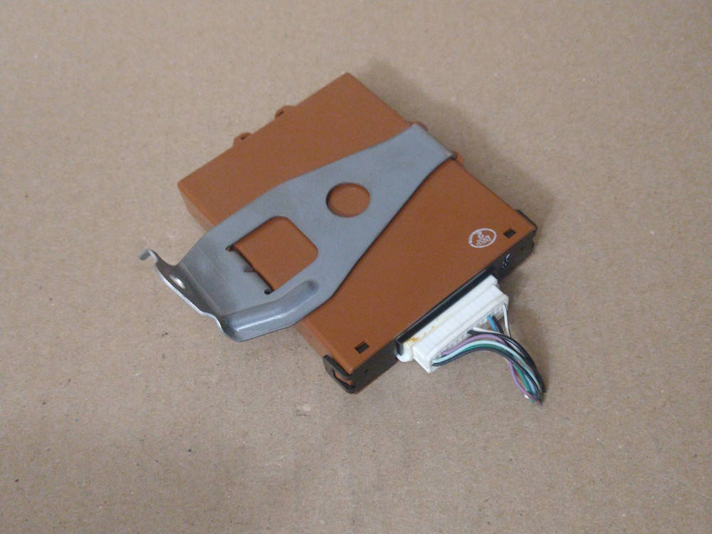 Toyota Network Gateway Computer Assembly P/N 89111-48060