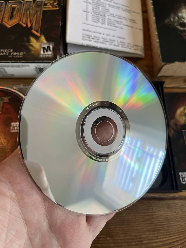 Doom 3 - Big Box PC Game Complete Three Disc Set - 2004 Edition