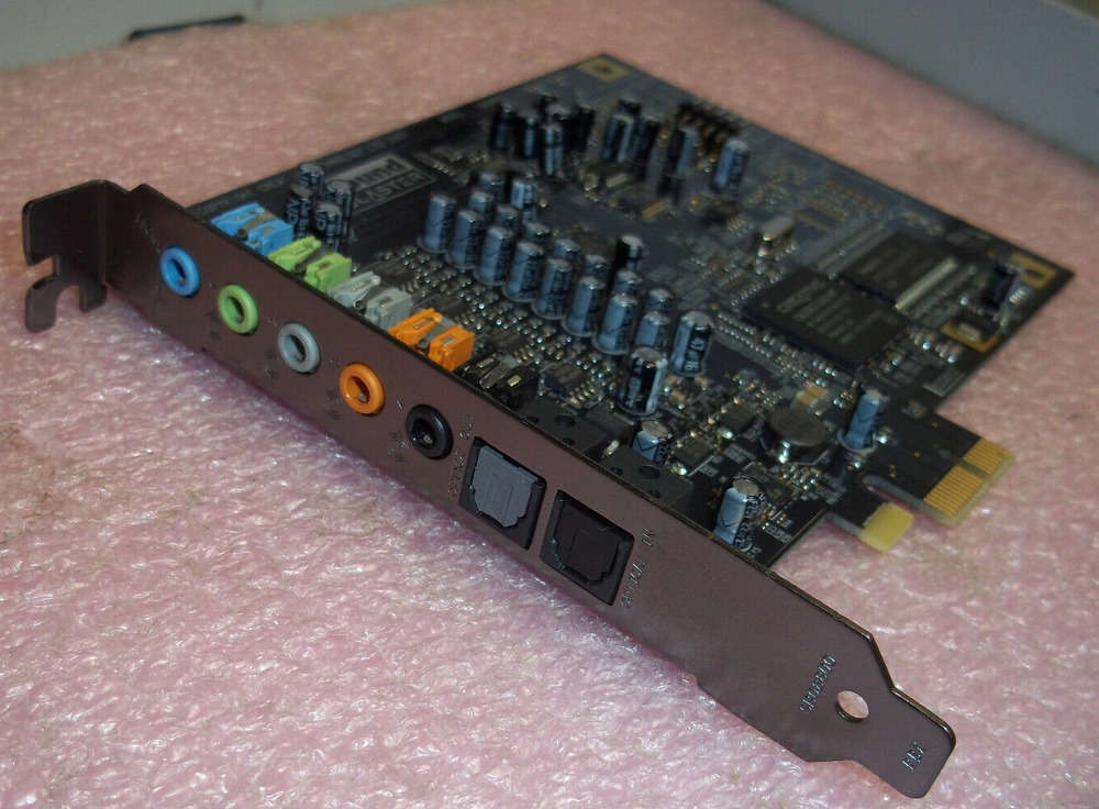 Creative Labs Sound Blaster X-Fi Titanium SB0880 PCI-Express Sound Card