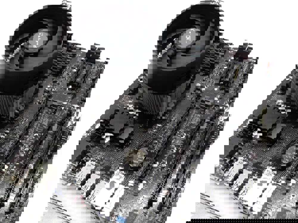 GIGABYTE GA-AB350M-D3H Motherboard with AMD Ryzen 3 2200G