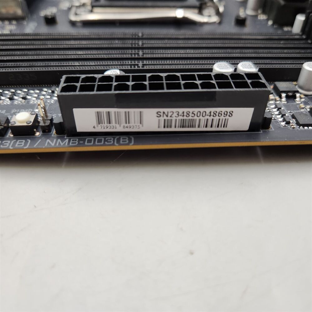 GIGABYTE B650 AORUS Elite AX - High-End AMD B650 ATX Motherboard