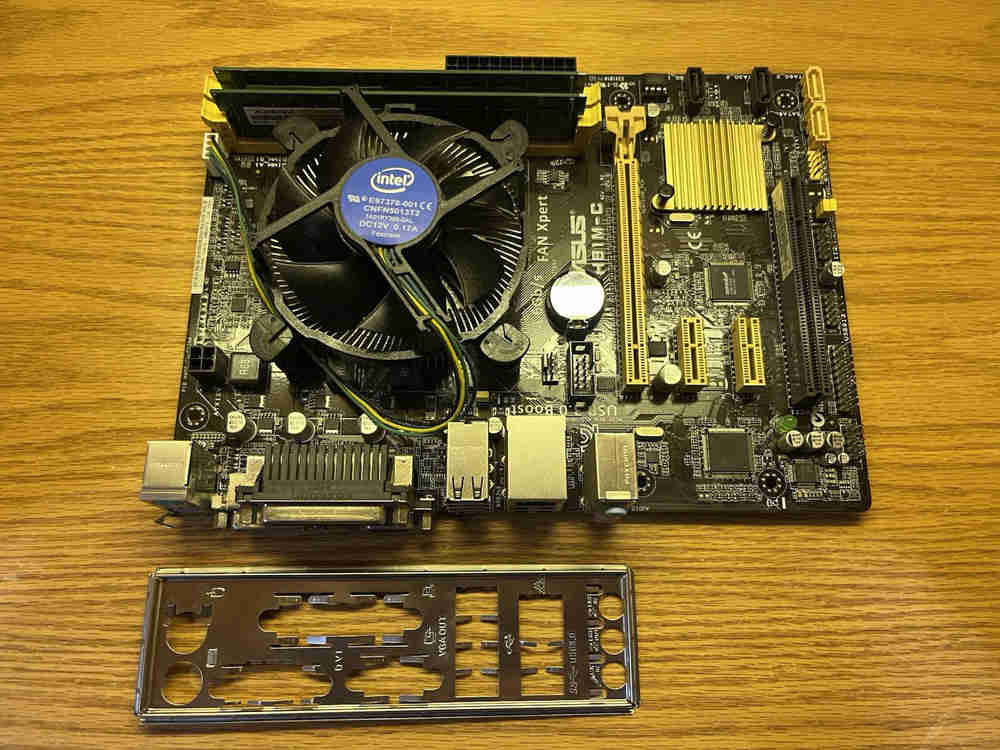 ASUS H81M-C mATX Gaming Motherboard Bundle with Intel i5-4460, 16GB DDR3, Cooler
