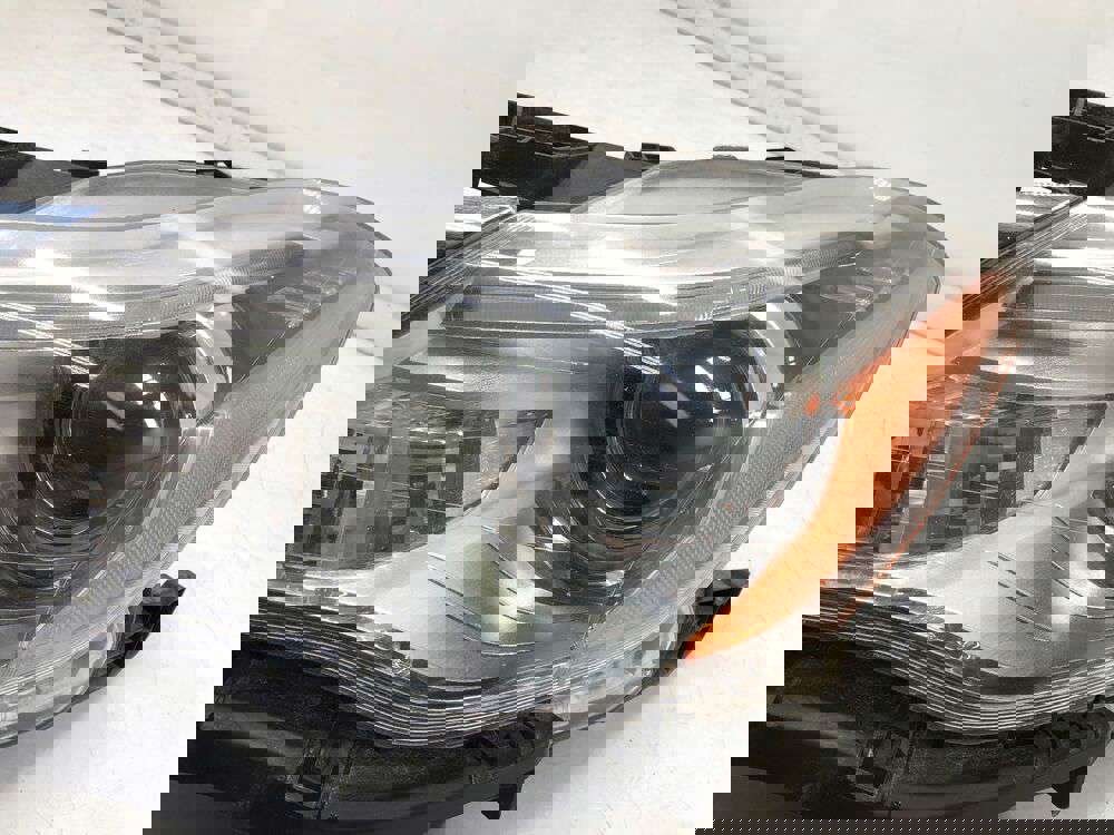 2014-2017 Maserati Quattroporte Left Driver Front Xenon Headlight Lamp OEM