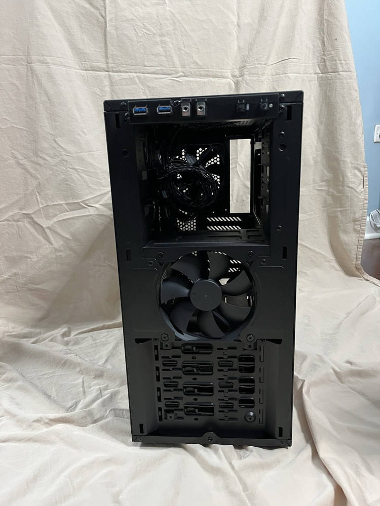 Corsair Carbide Series 200R Mid Tower Gaming Case